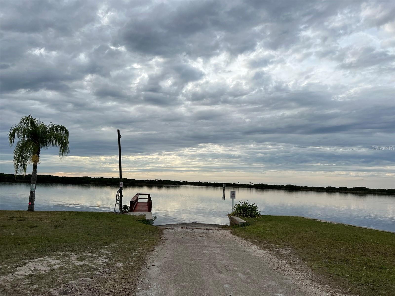 Image 20 of 33 For 36 Vine Circle