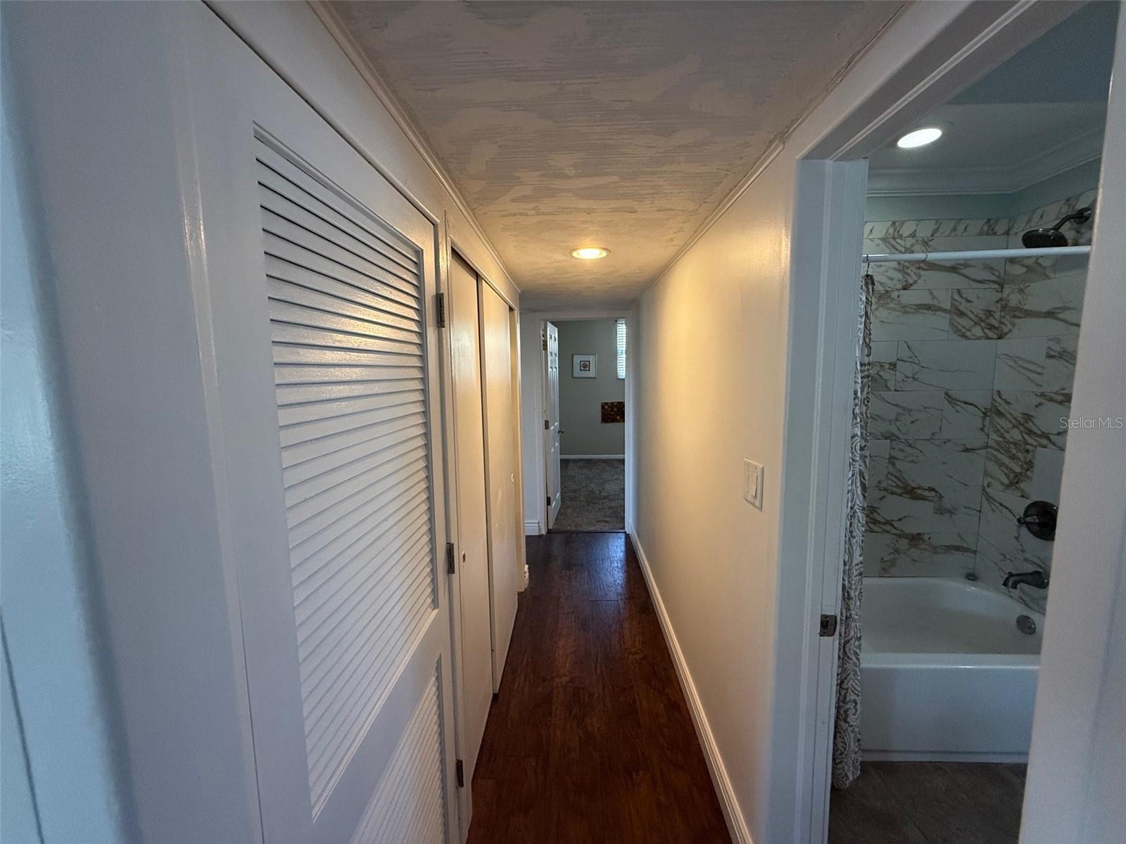 Image 11 of 16 For 4439 Ocean Boulevard 2a