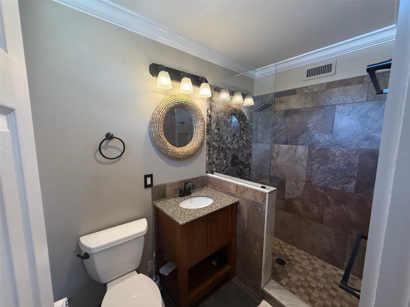Image 13 of 16 For 4439 Ocean Boulevard 2a