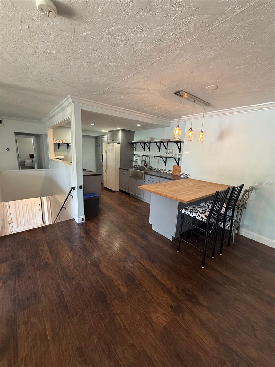 Image 6 of 16 For 4439 Ocean Boulevard 2a