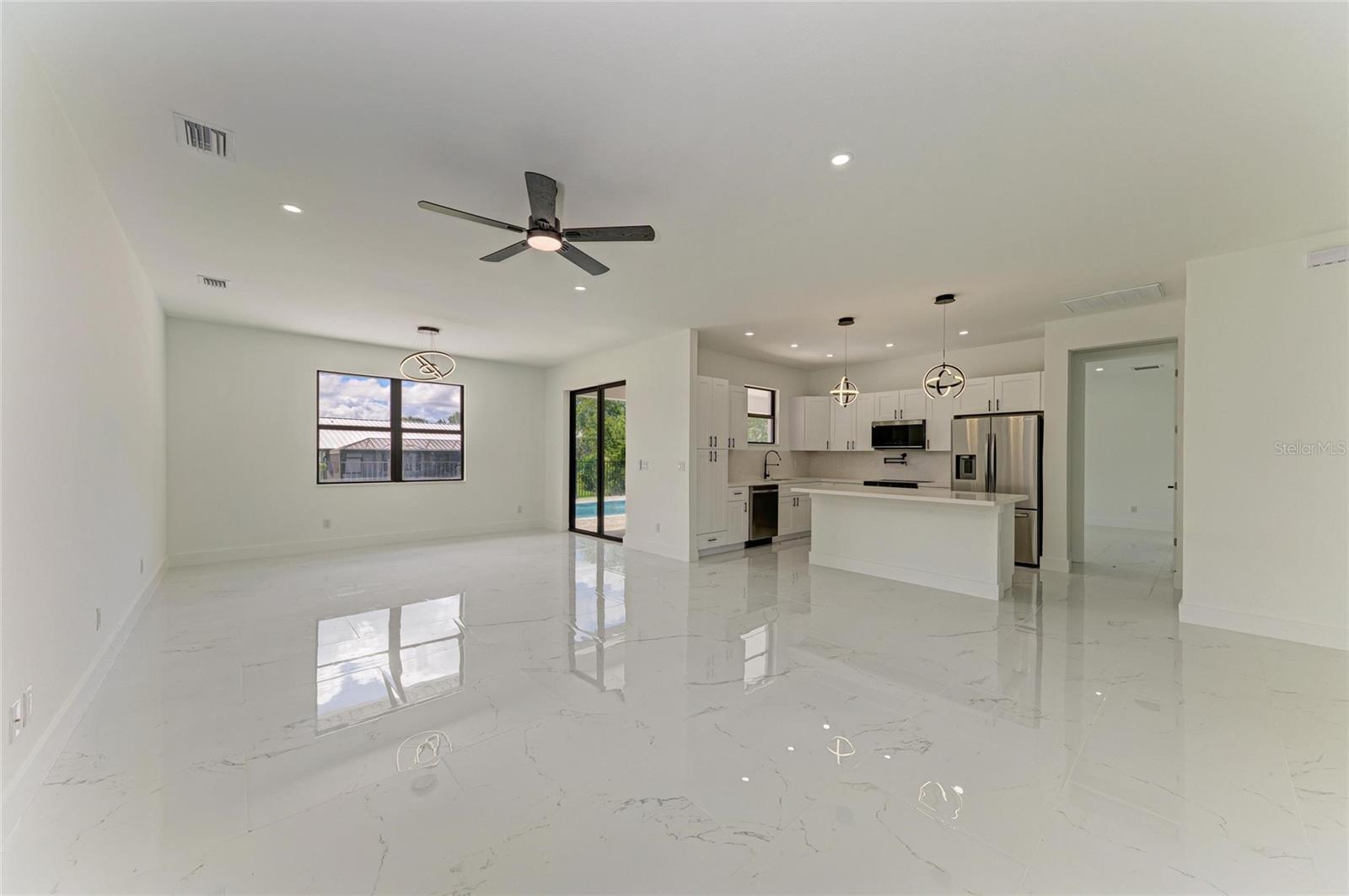 Image 16 of 62 For 16760 Acapulco Road