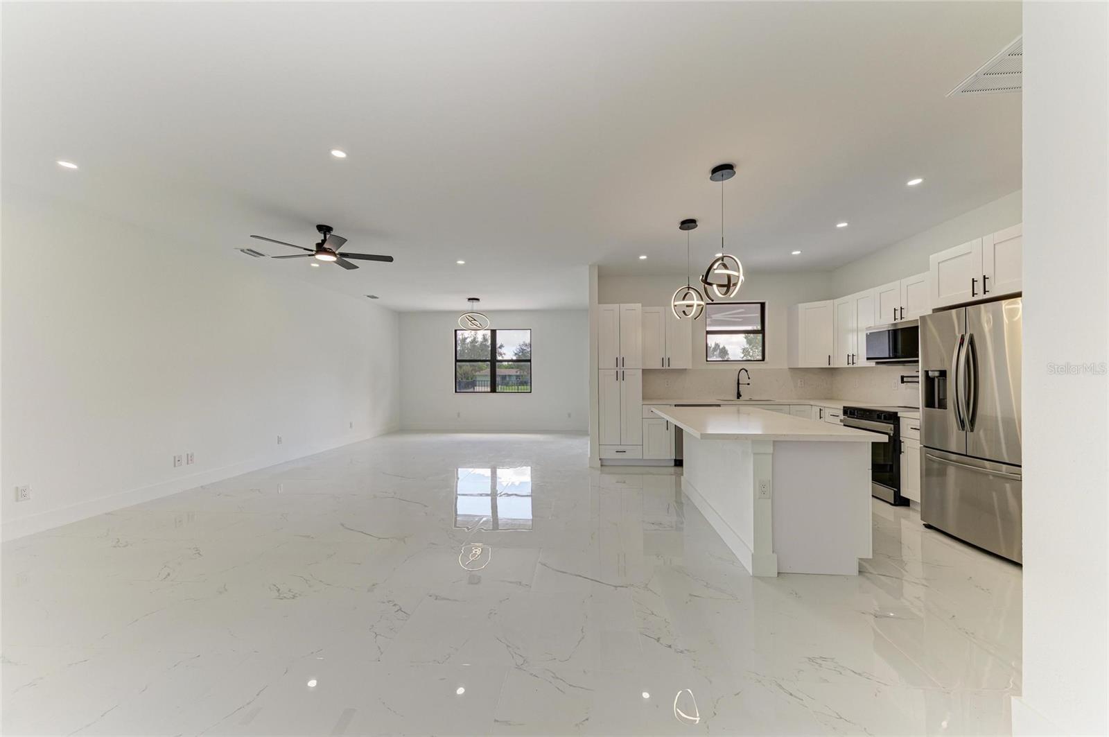 Image 17 of 62 For 16760 Acapulco Road