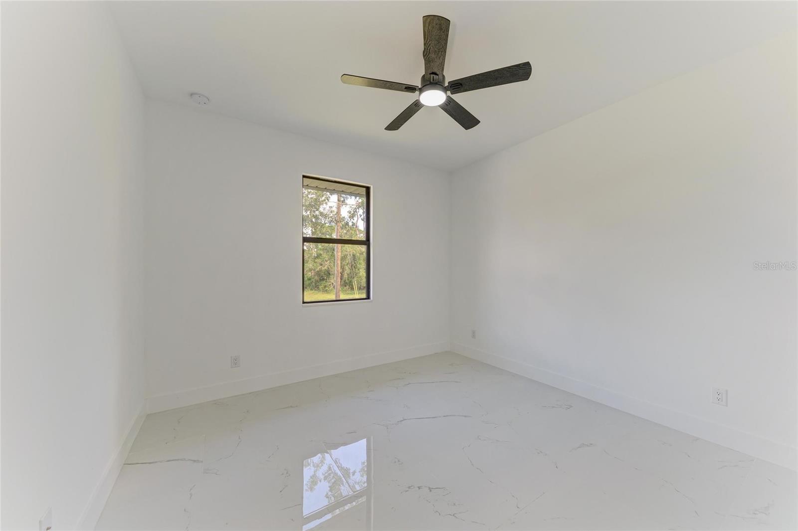 Image 37 of 62 For 16760 Acapulco Road