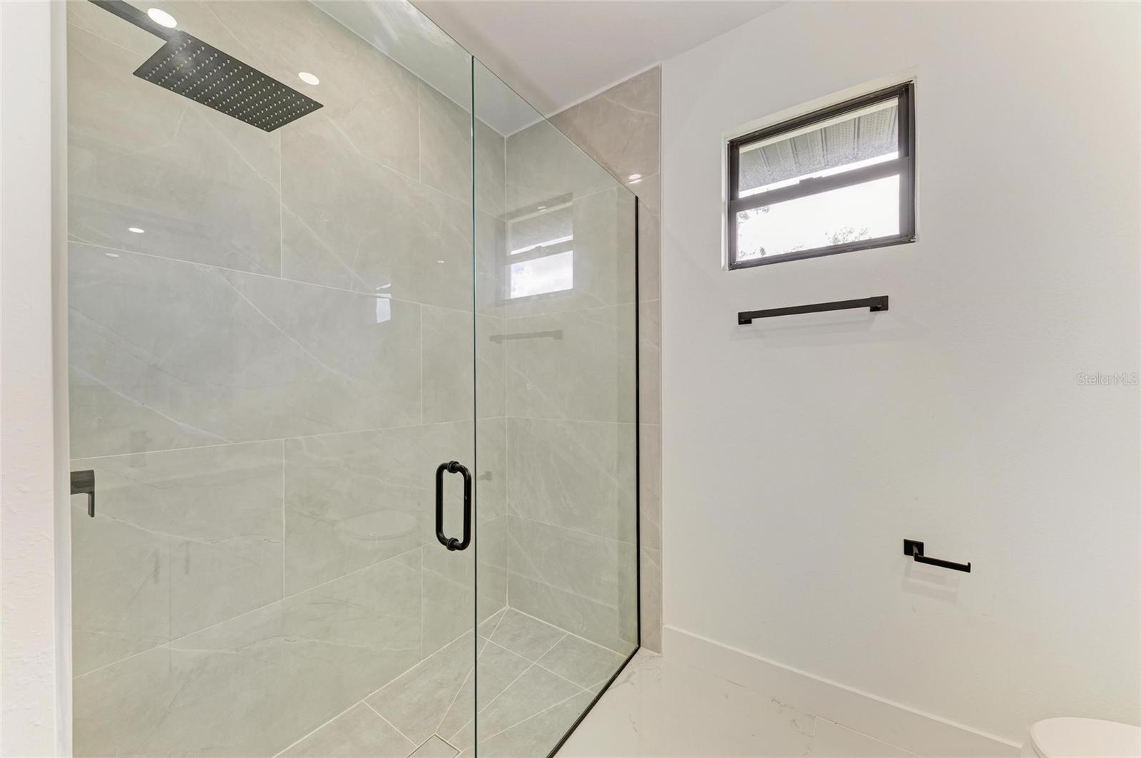 Image 41 of 62 For 16760 Acapulco Road