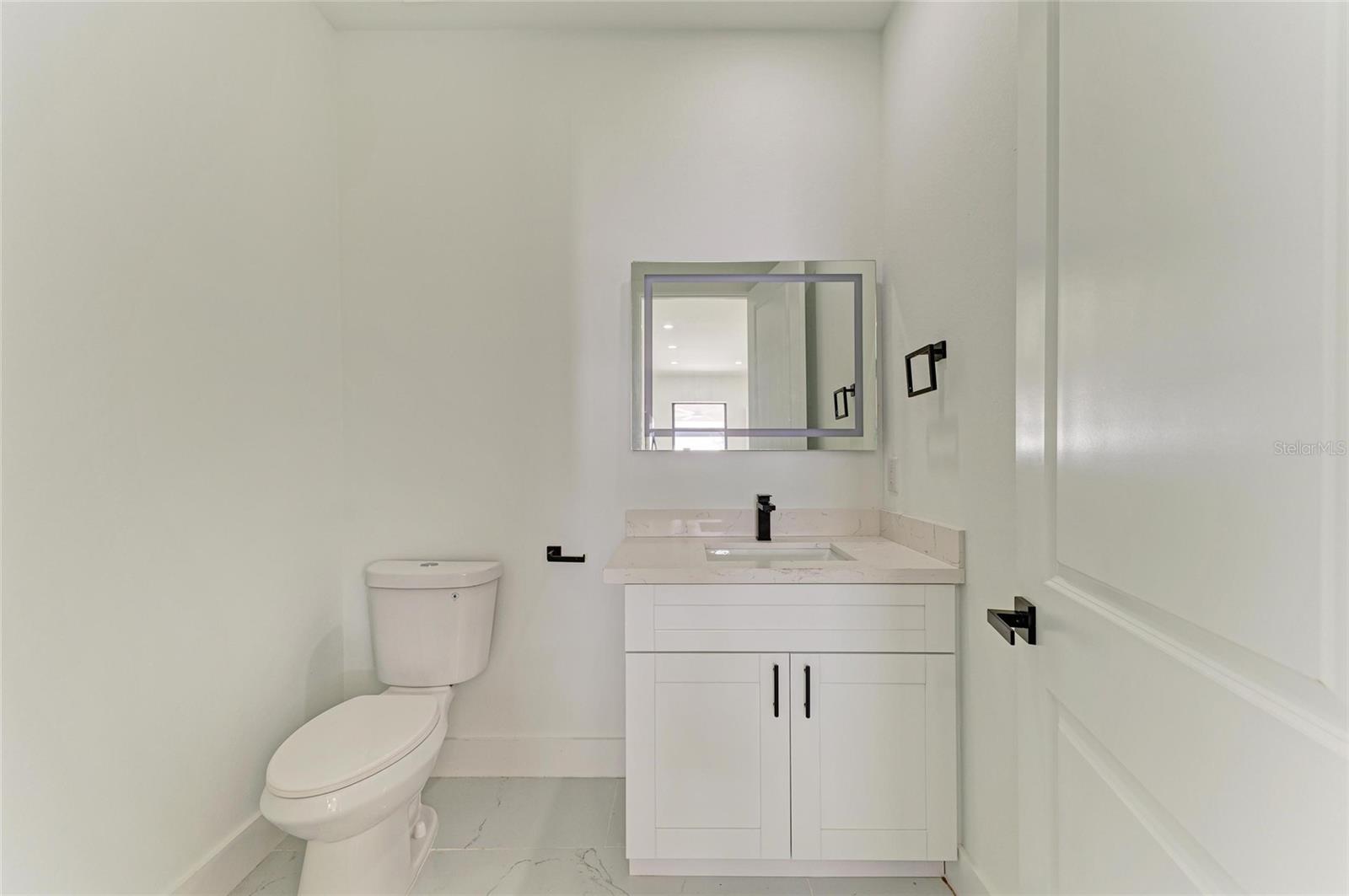 Image 46 of 62 For 16760 Acapulco Road