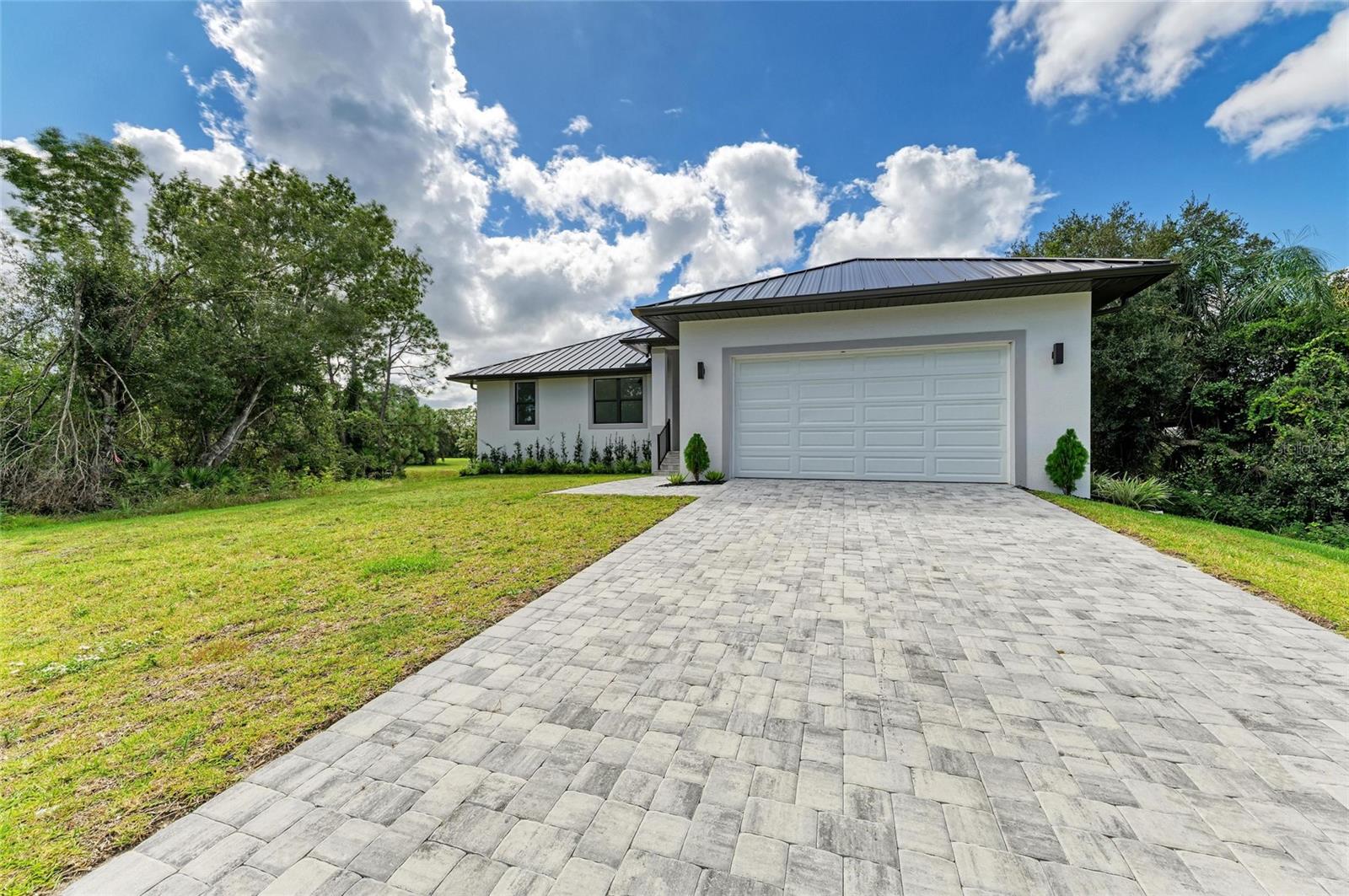 Image 5 of 62 For 16760 Acapulco Road