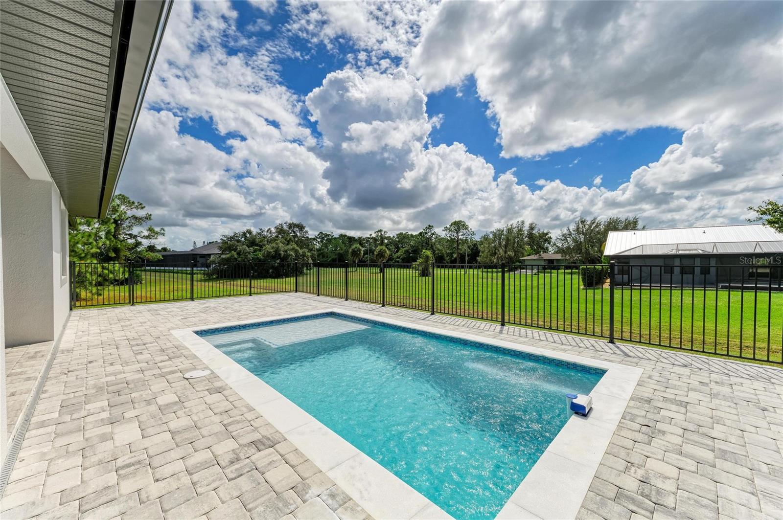 Image 56 of 62 For 16760 Acapulco Road