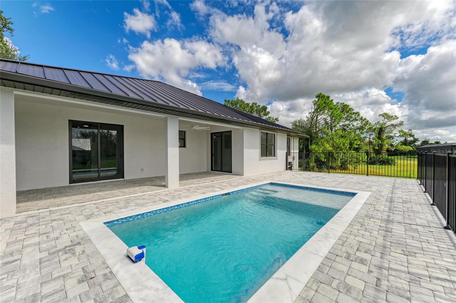 Image 57 of 62 For 16760 Acapulco Road