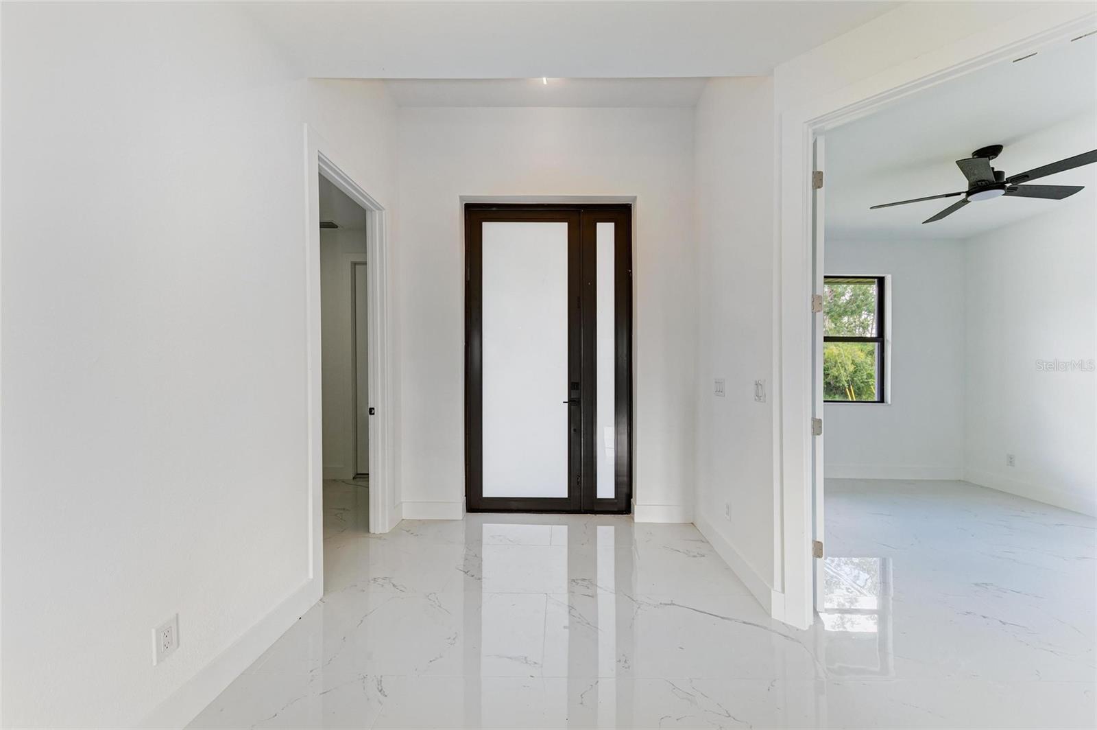 Image 6 of 62 For 16760 Acapulco Road