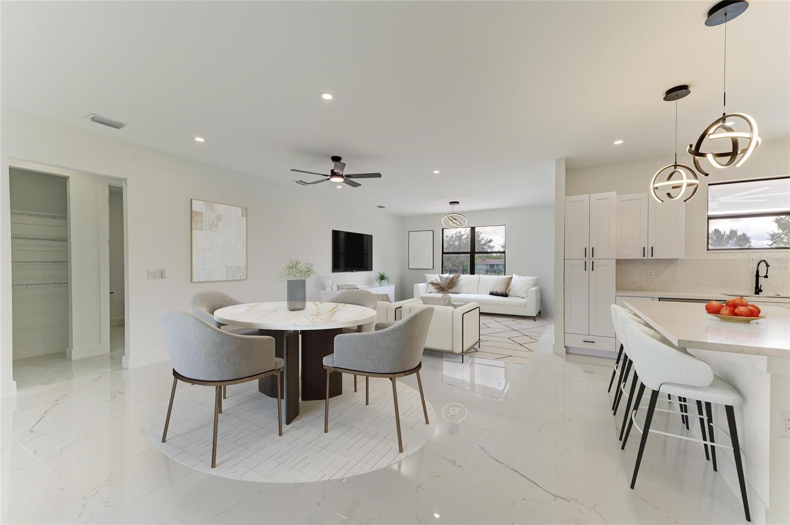 Image 9 of 62 For 16760 Acapulco Road