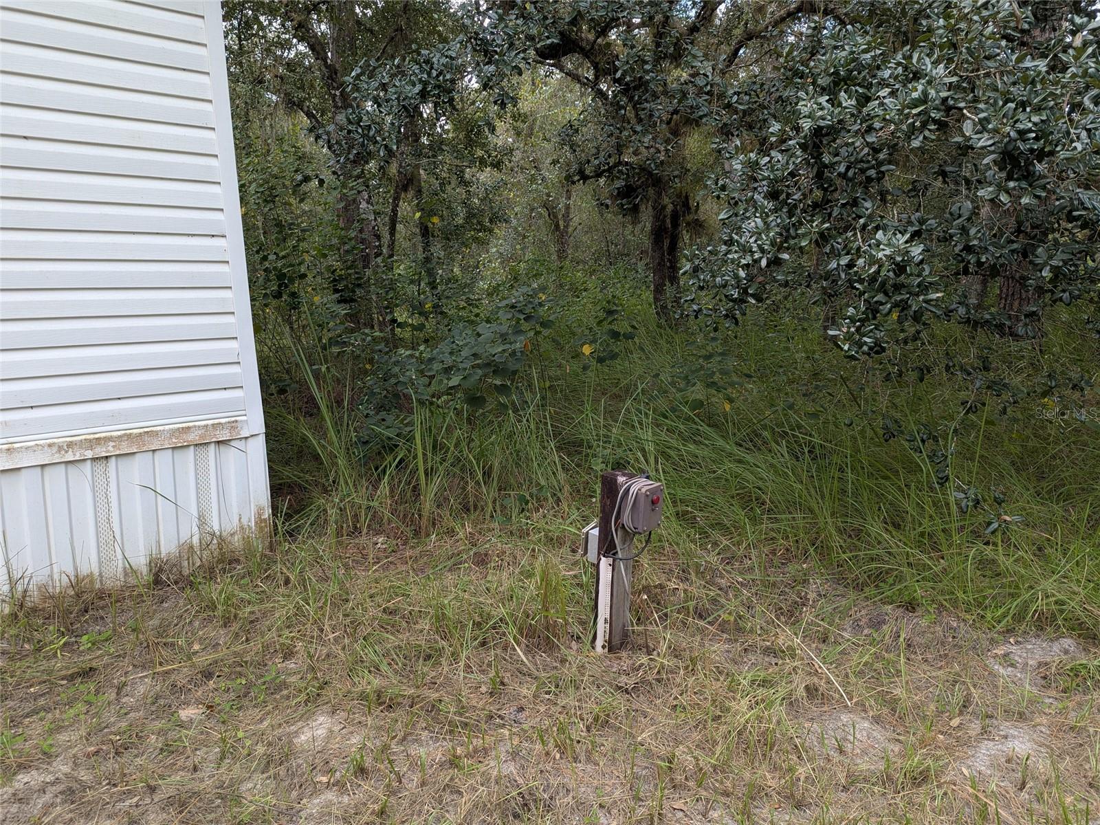 Image 16 of 49 For 7062 Crooked Creek Lane