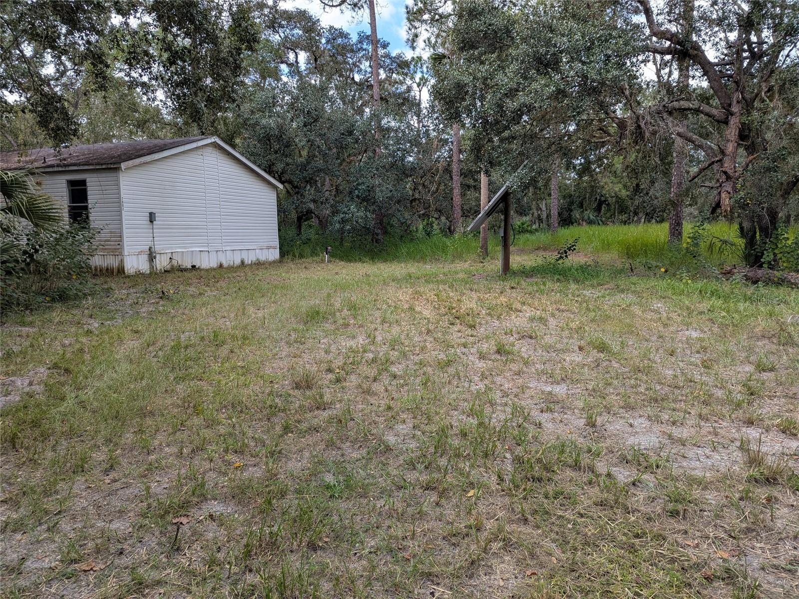 Image 4 of 49 For 7062 Crooked Creek Lane