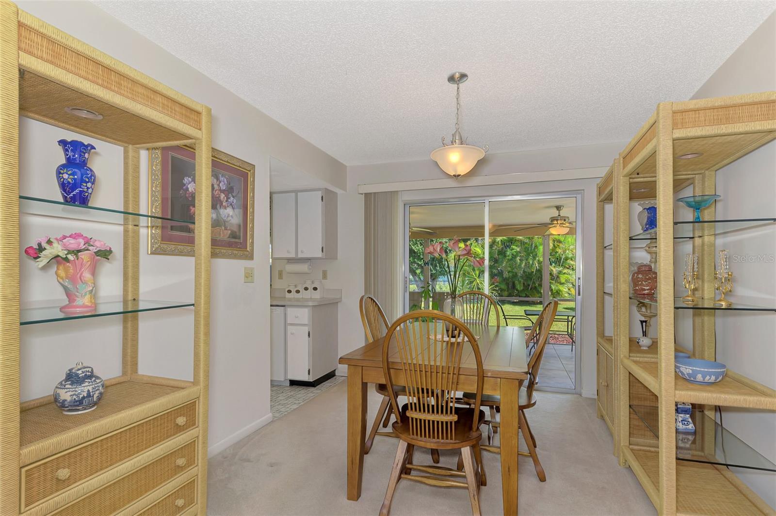 Image 15 of 62 For 917 Tropical Avenue Nw