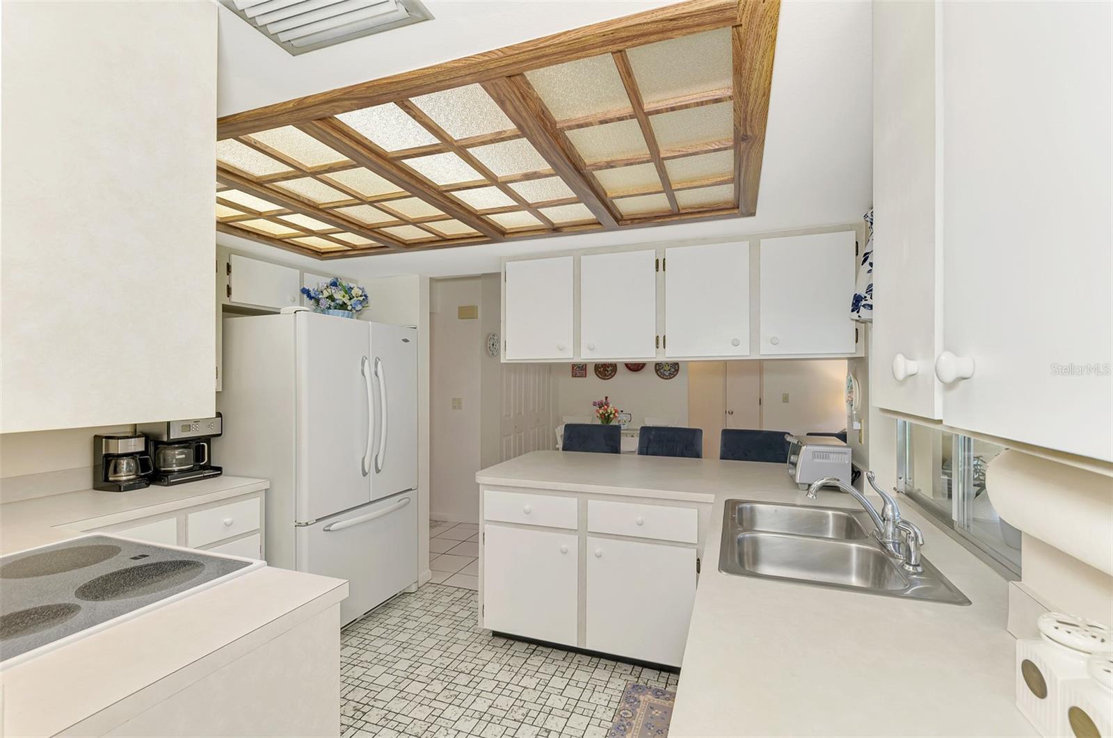 Image 18 of 62 For 917 Tropical Avenue Nw