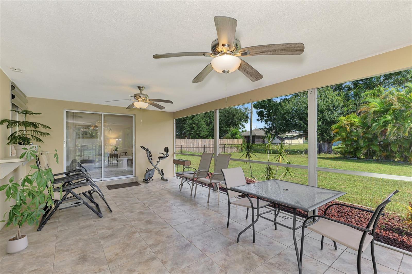 Image 45 of 62 For 917 Tropical Avenue Nw