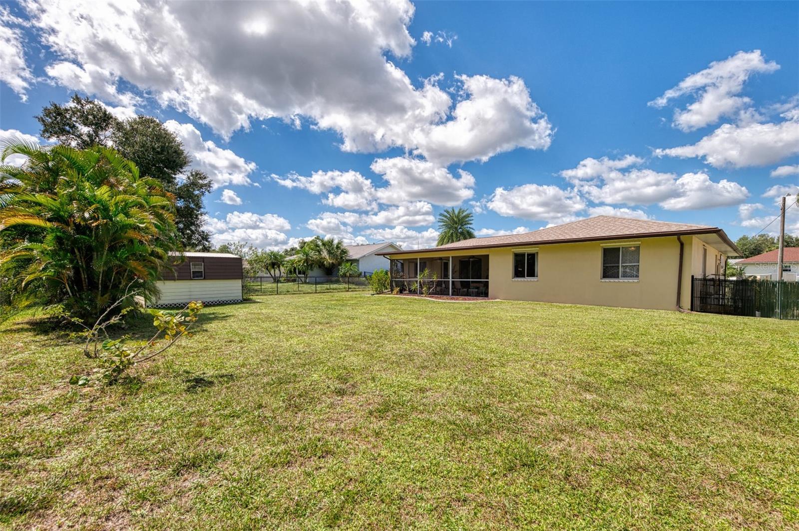 Image 50 of 62 For 917 Tropical Avenue Nw