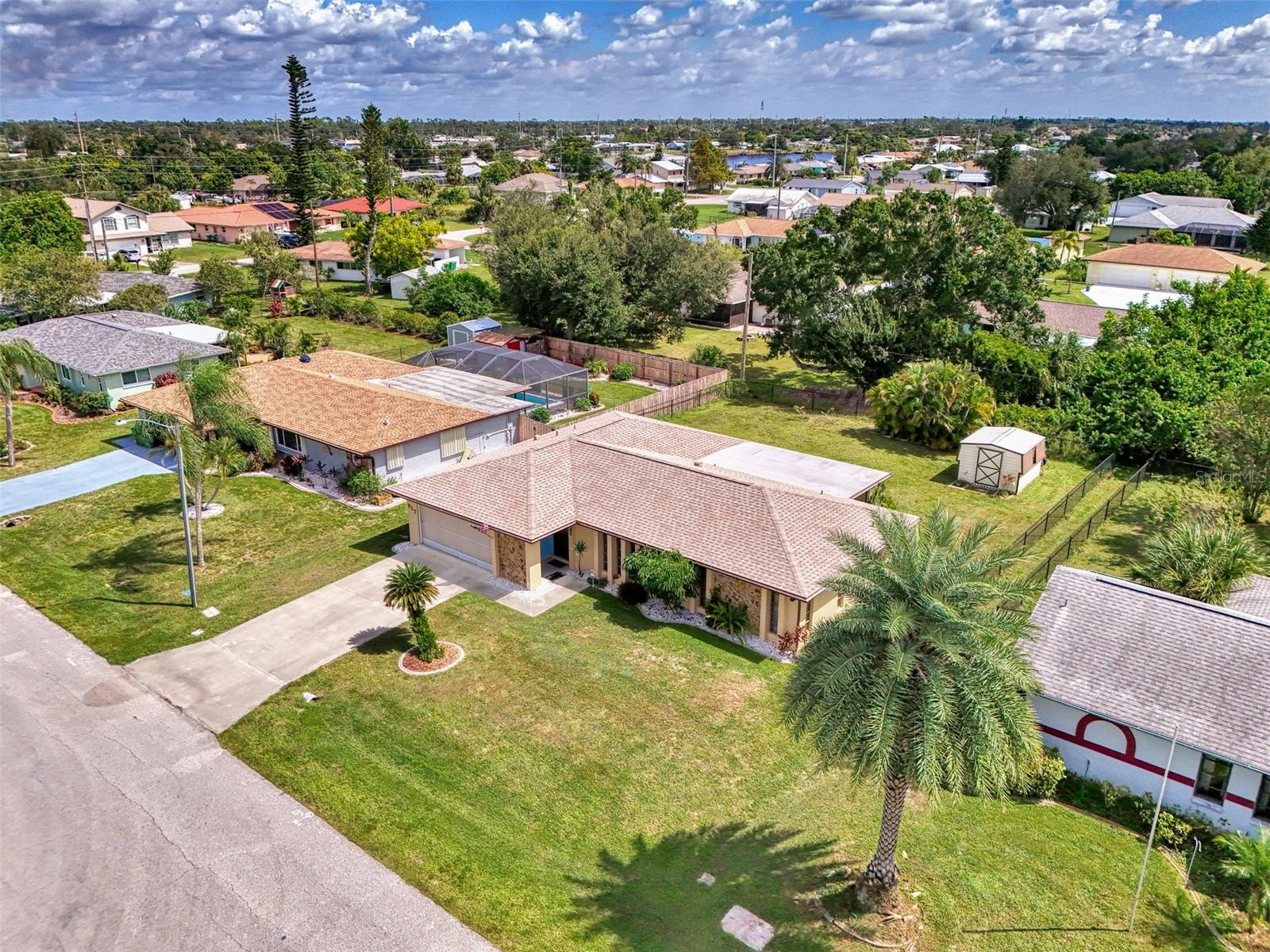 Image 57 of 62 For 917 Tropical Avenue Nw