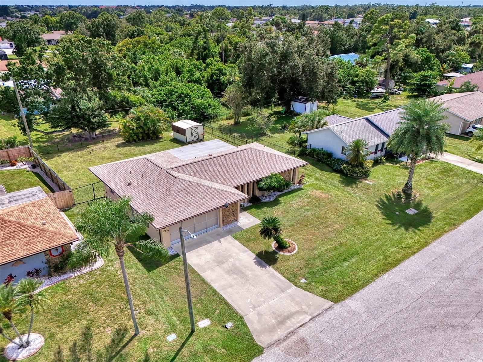 Image 58 of 62 For 917 Tropical Avenue Nw