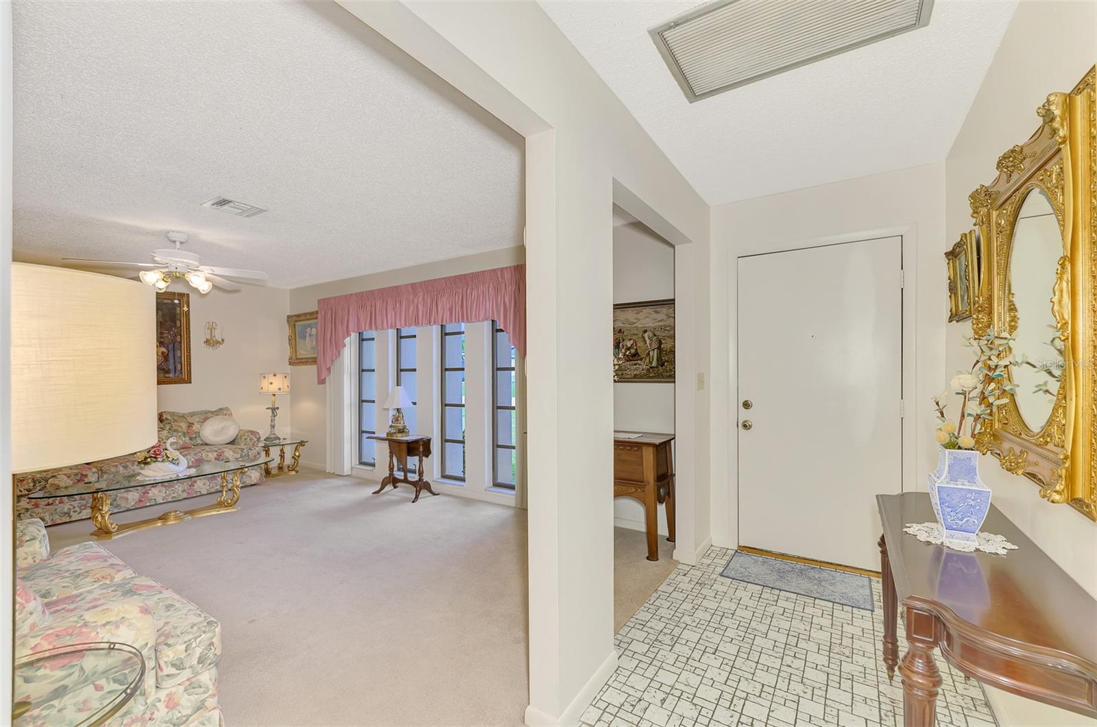 Image 8 of 62 For 917 Tropical Avenue Nw