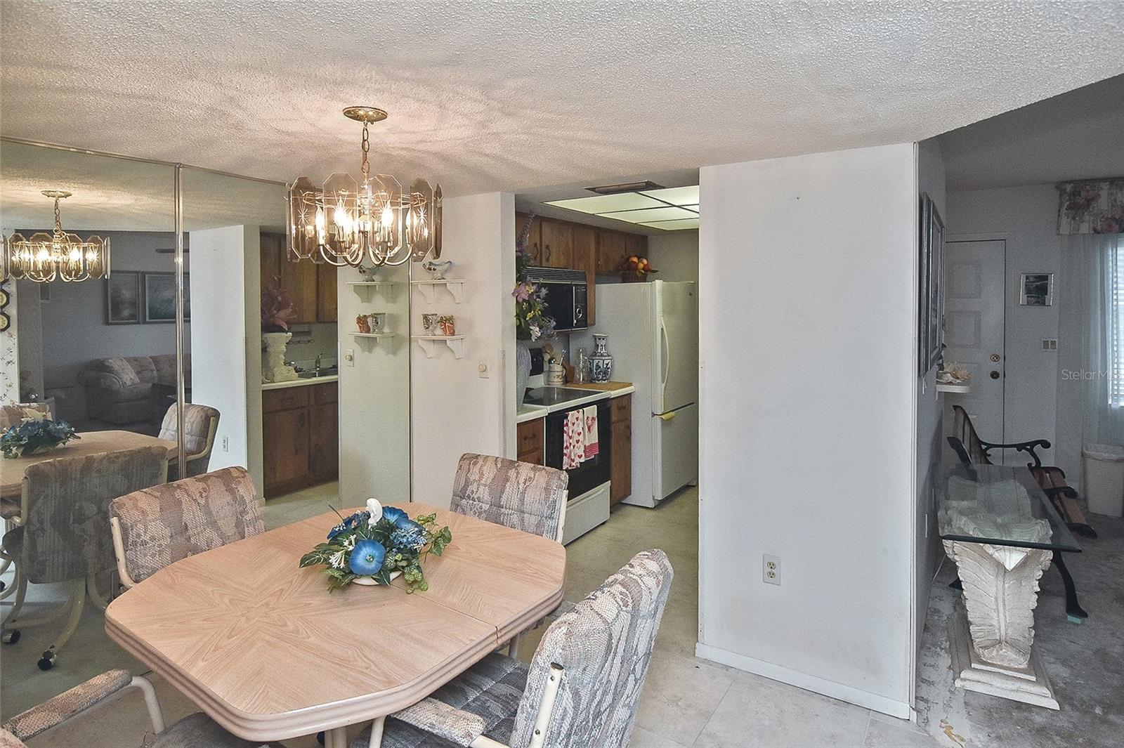 Image 9 of 28 For 22375 Edgewater Drive 133