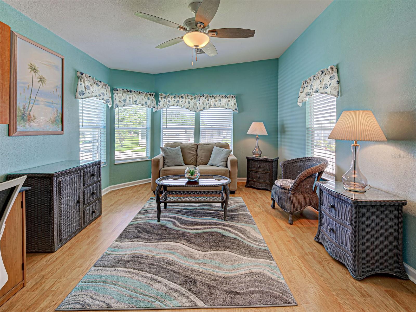 Image 12 of 56 For 6562 Hikina Drive