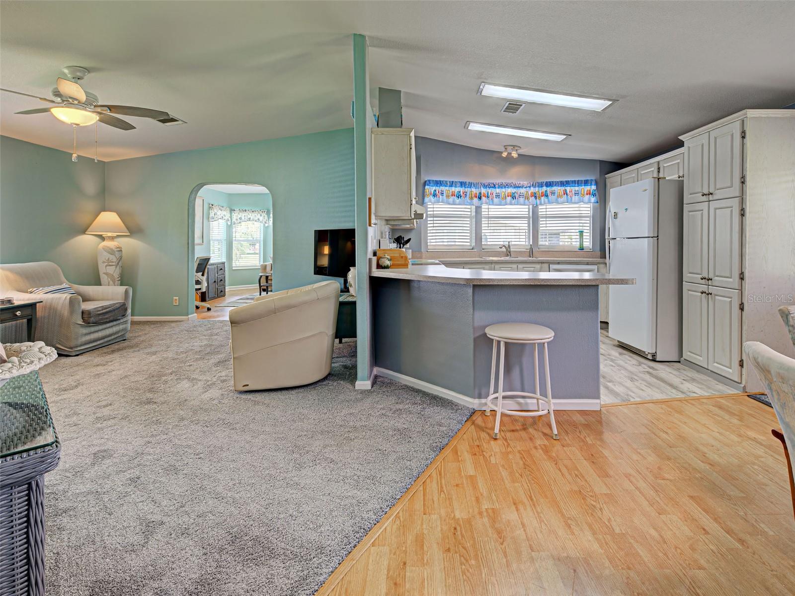 Image 17 of 56 For 6562 Hikina Drive