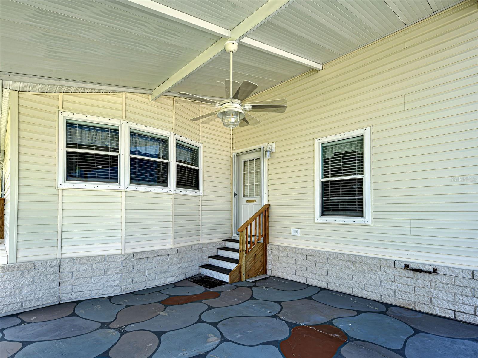 Image 7 of 56 For 6562 Hikina Drive