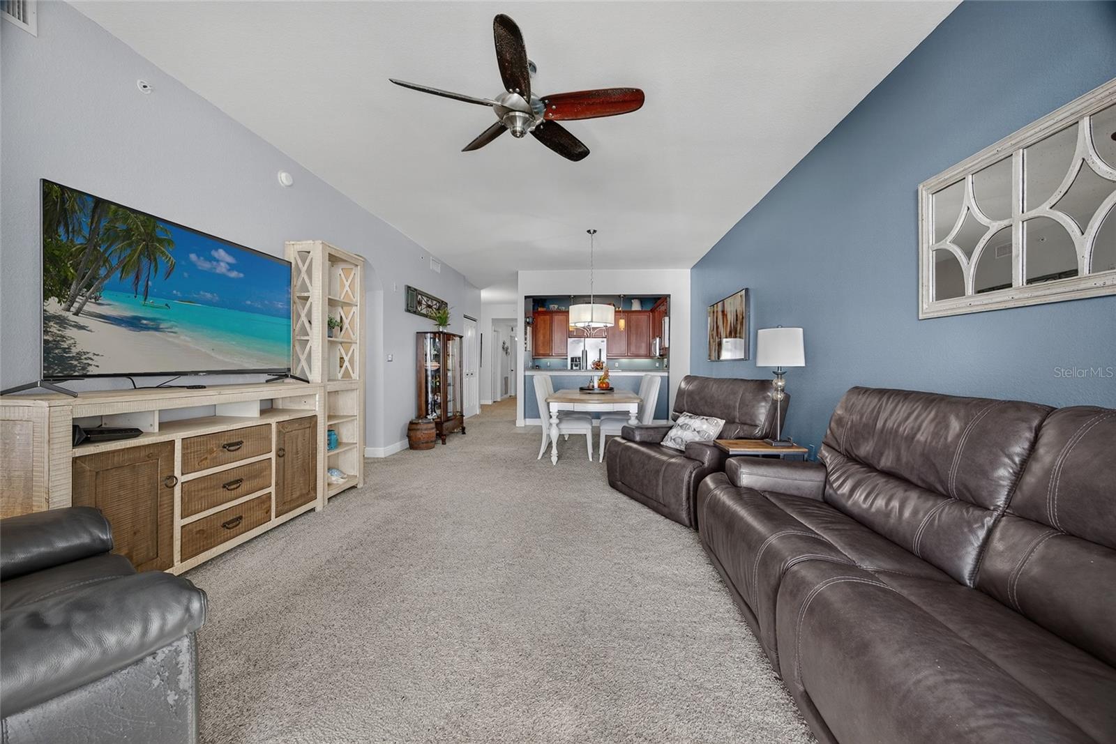 Image 8 of 51 For 5114 Melbourne Street A105