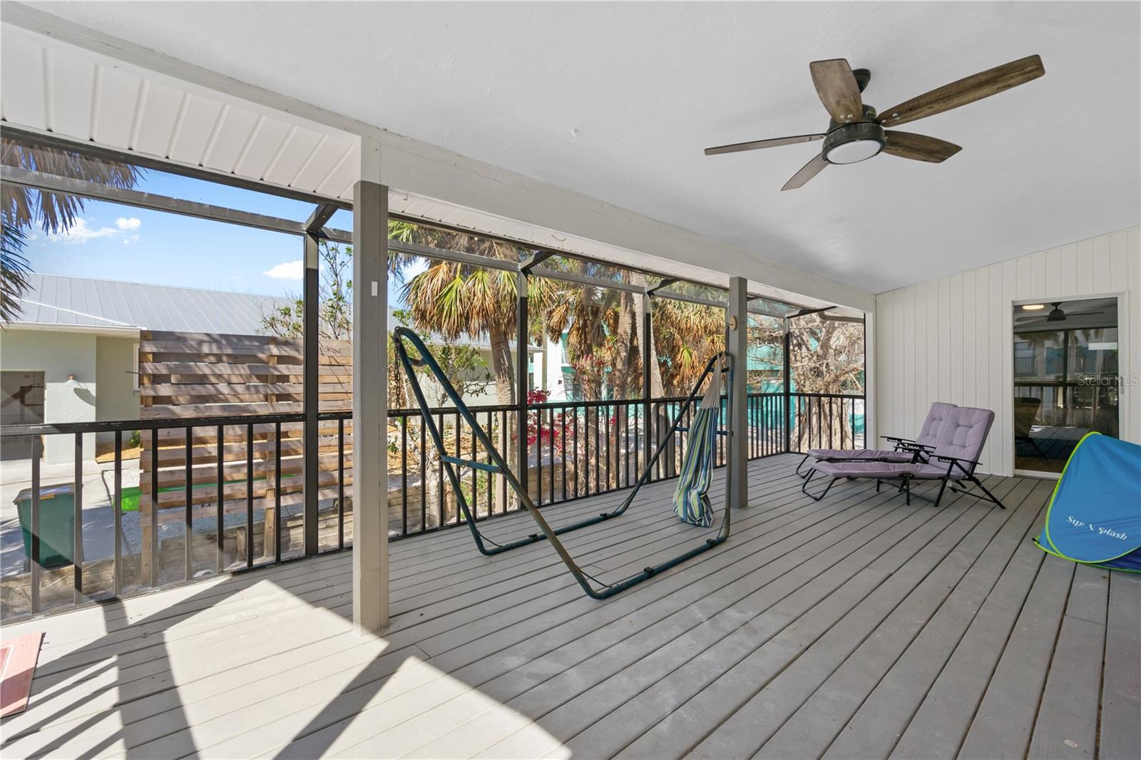 Image 46 of 58 For 2476 Beach Road