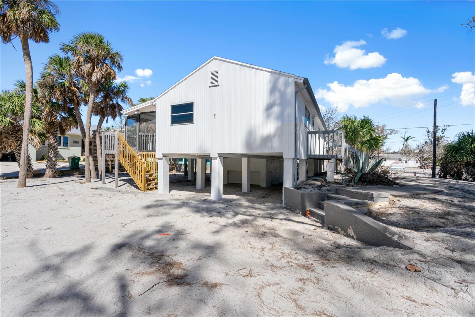 Image 55 of 58 For 2476 Beach Road