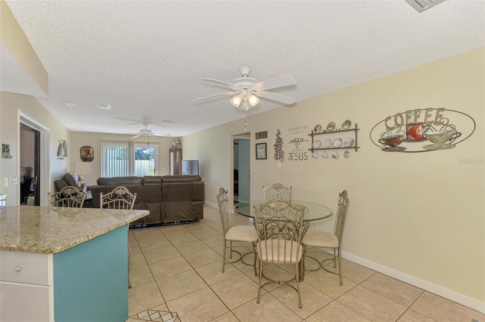 Image 22 of 59 For 22515 Rye Avenue