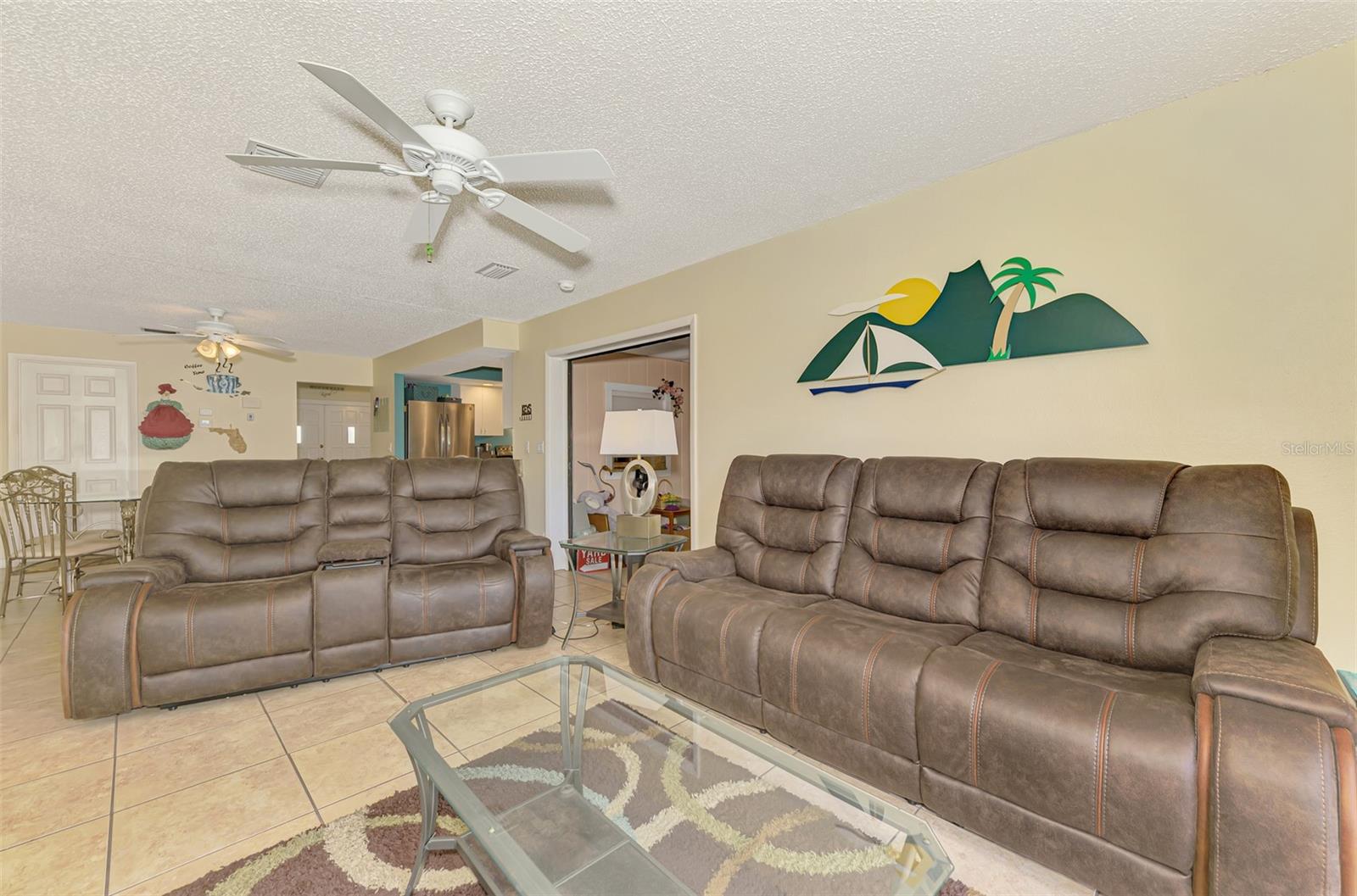 Image 27 of 59 For 22515 Rye Avenue