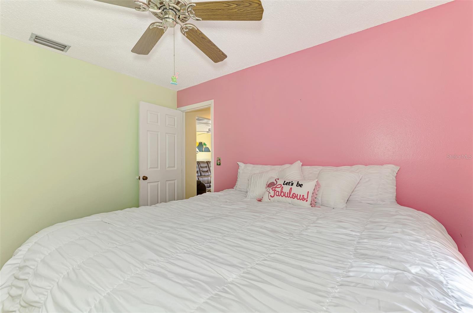 Image 40 of 59 For 22515 Rye Avenue