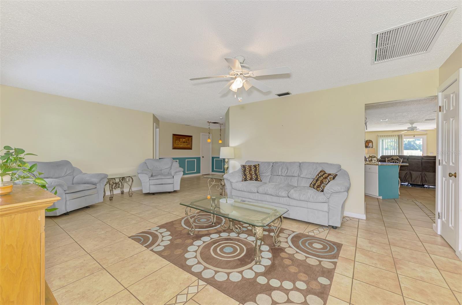 Image 7 of 59 For 22515 Rye Avenue