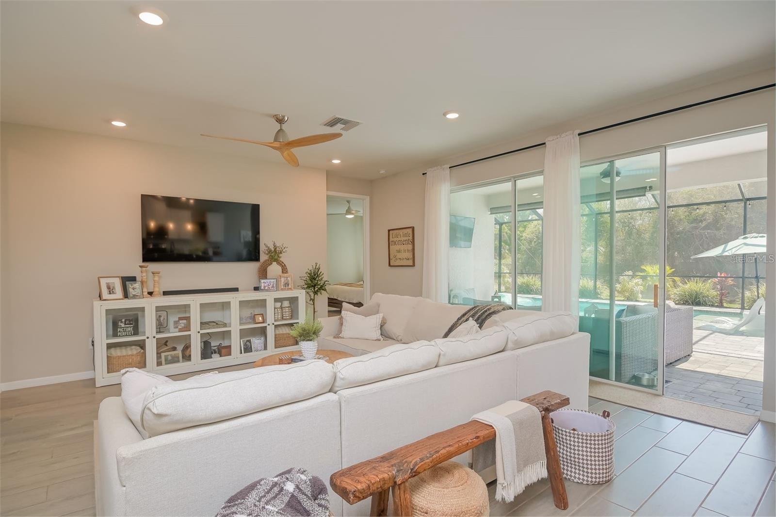 Image 14 of 34 For 2636 Mauritania Road