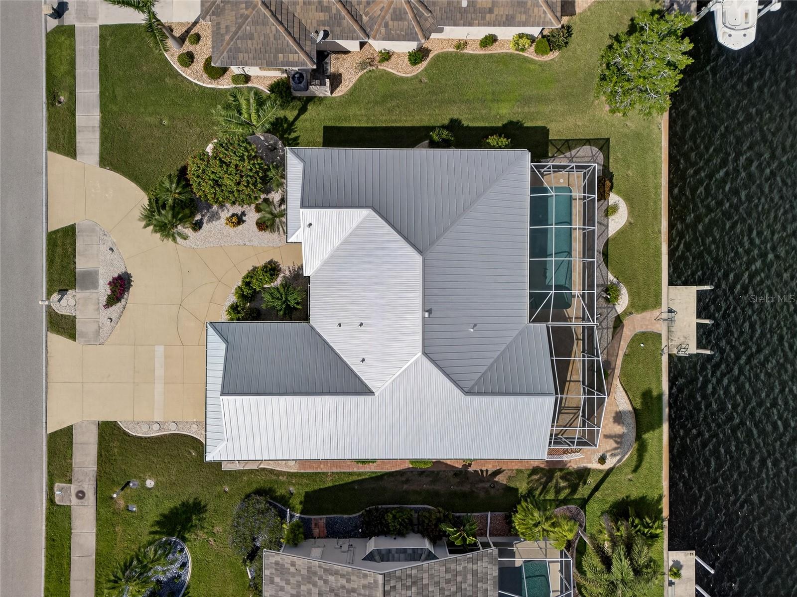 Image 39 of 53 For 1626 Albatross Drive