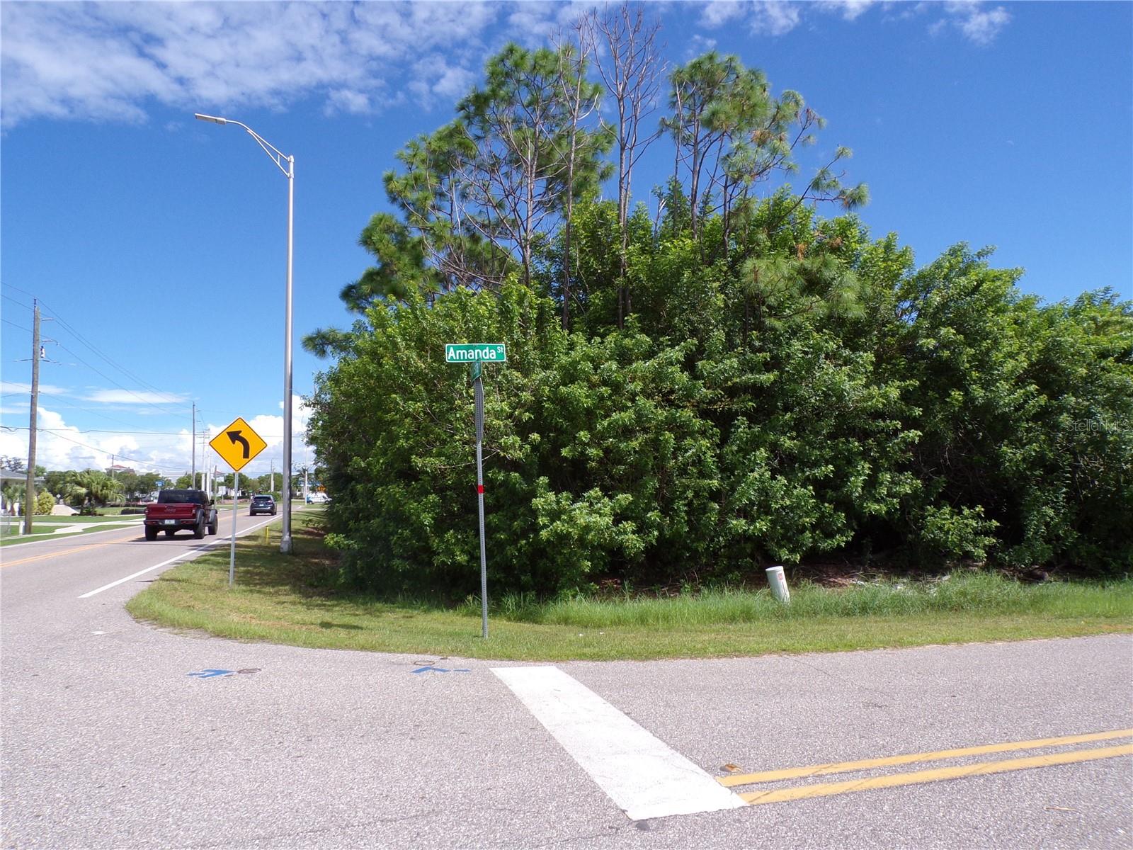 Image 18 of 25 For 261 Aqui Esta Drive