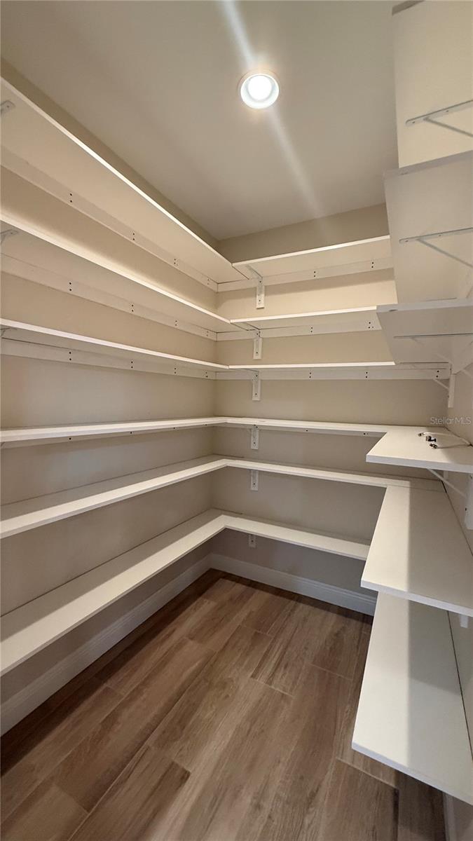 Image 6 of 21 For 105 Yellow Pine Drive