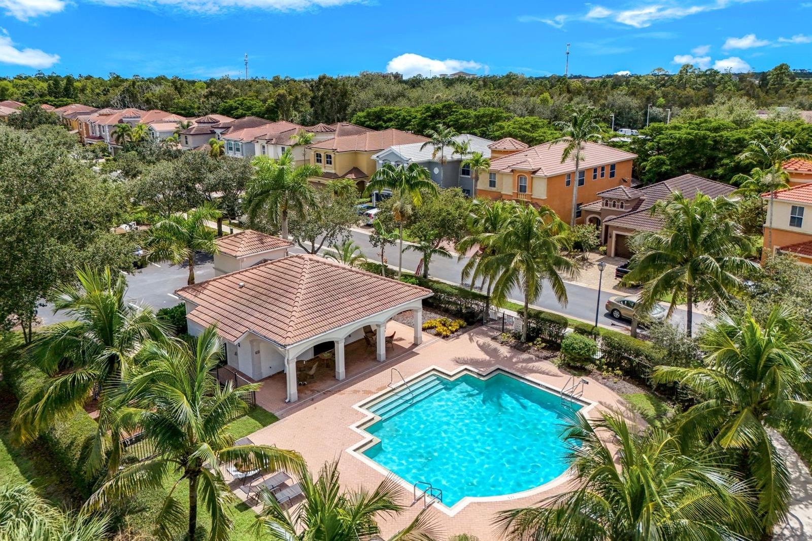Image 31 of 34 For 20621 Silver Palm Drive