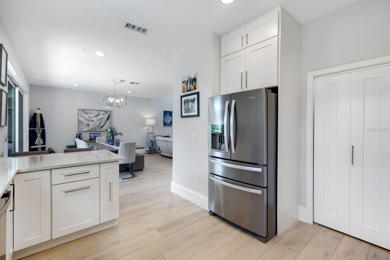 Image 9 of 34 For 20621 Silver Palm Drive
