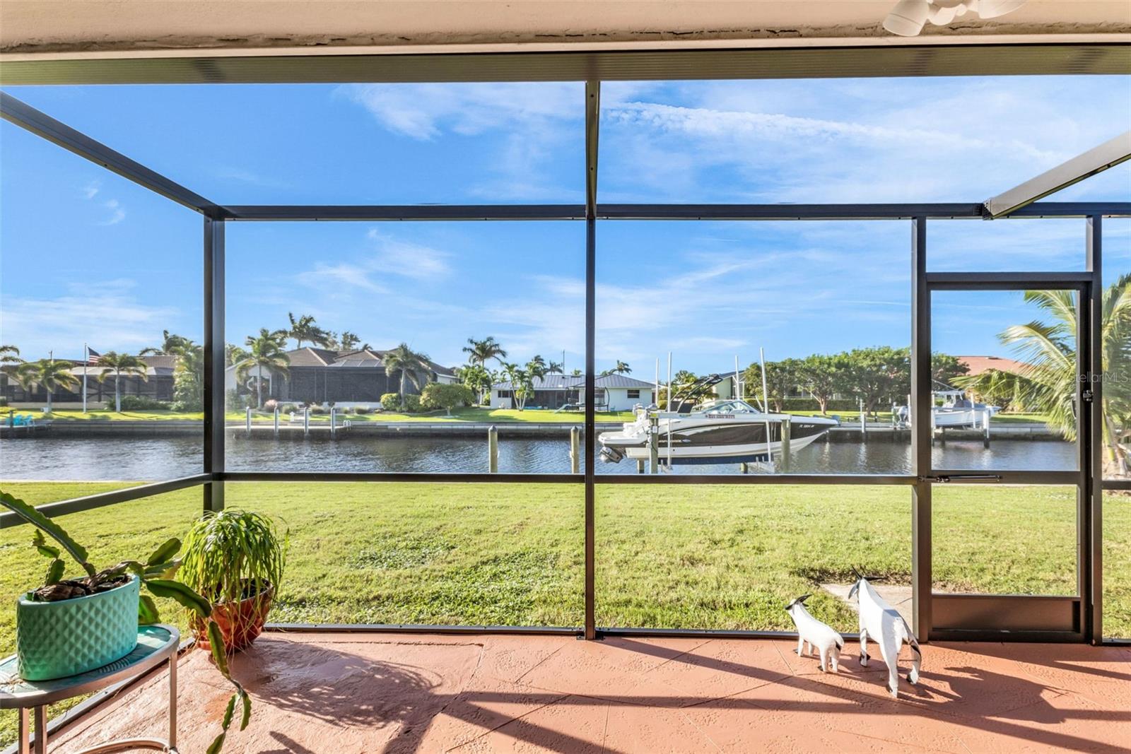 Image 43 of 56 For 517 Belvedere Court