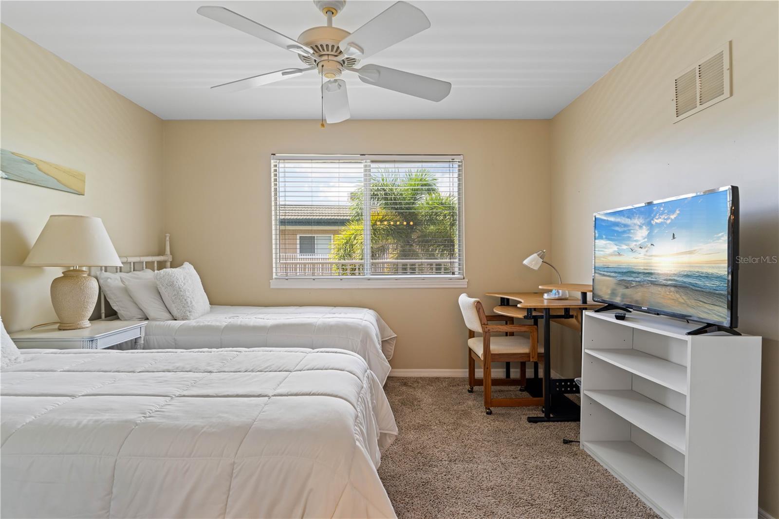 Image 34 of 52 For 150 Harborside Avenue 313