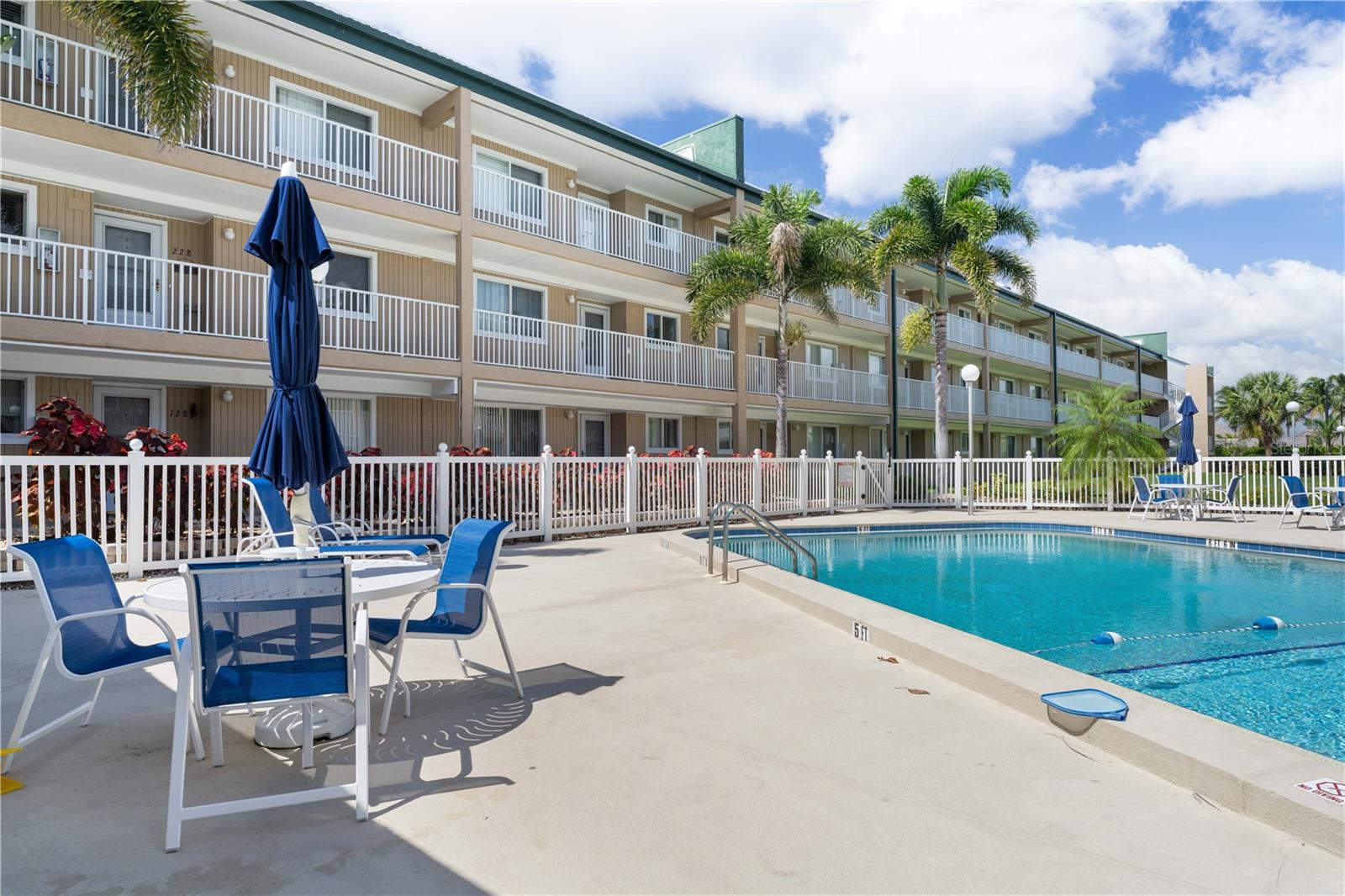 Image 4 of 52 For 150 Harborside Avenue 313