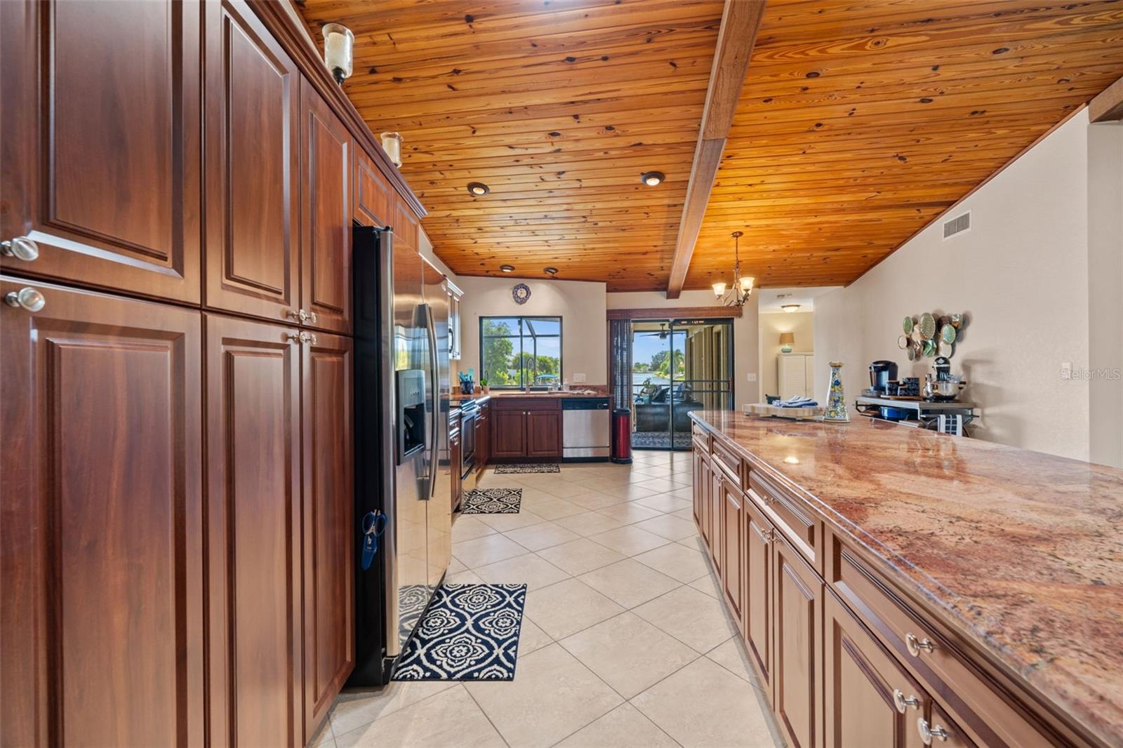 Image 15 of 51 For 1922 5th Street