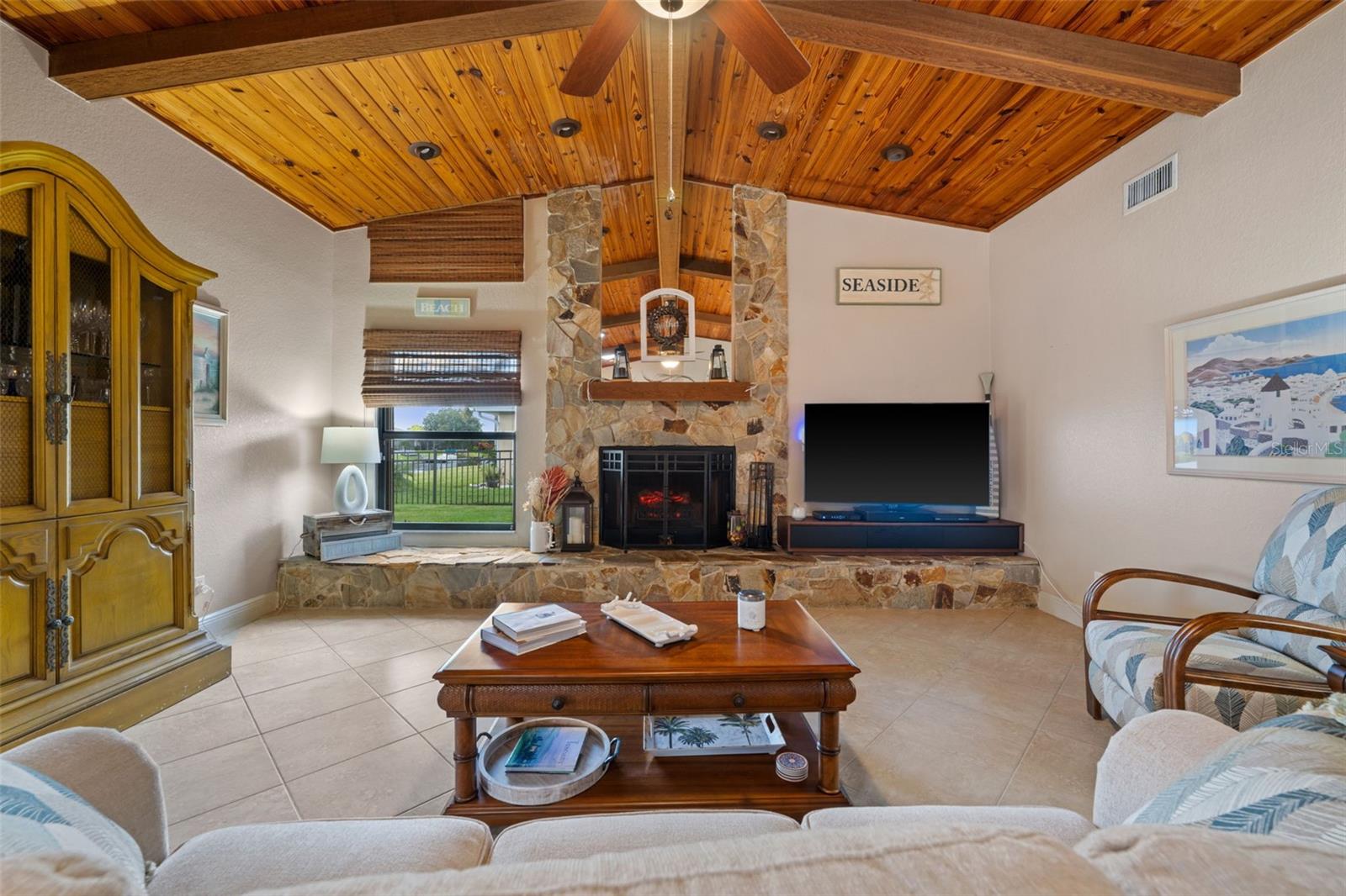 Image 19 of 51 For 1922 5th Street