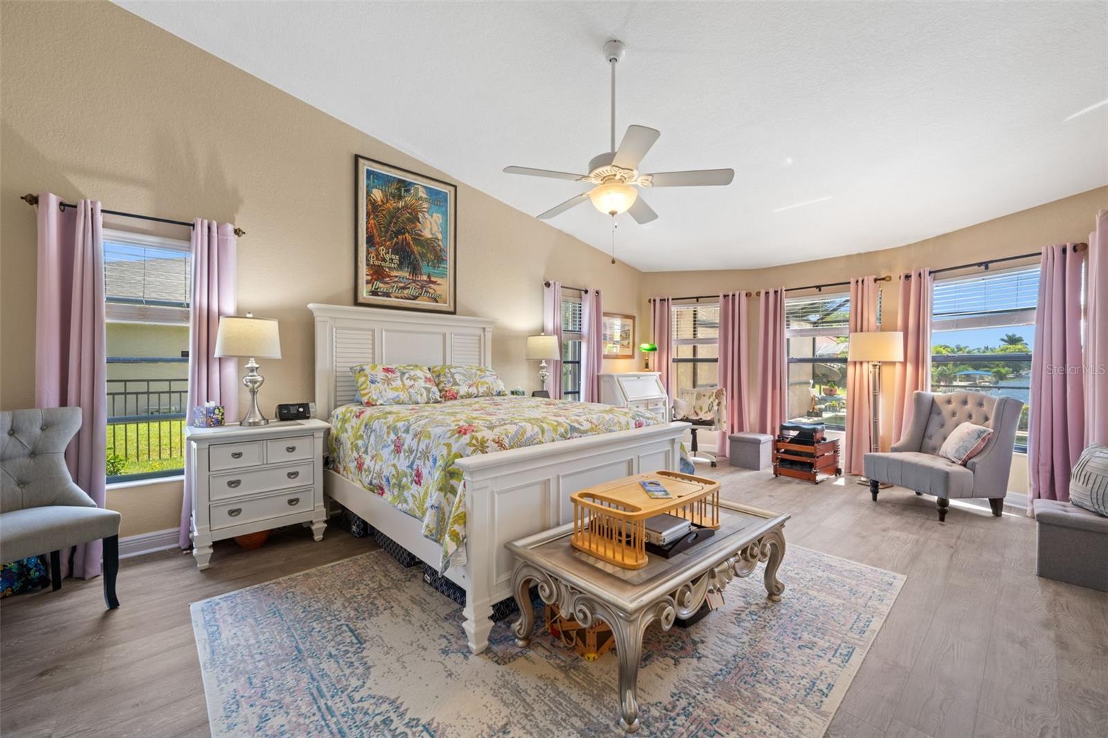 Image 22 of 51 For 1922 5th Street