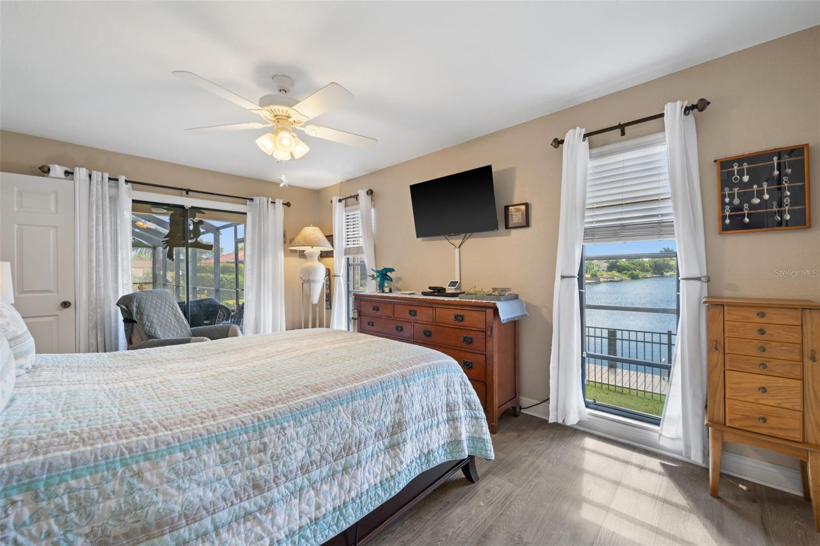 Image 27 of 51 For 1922 5th Street