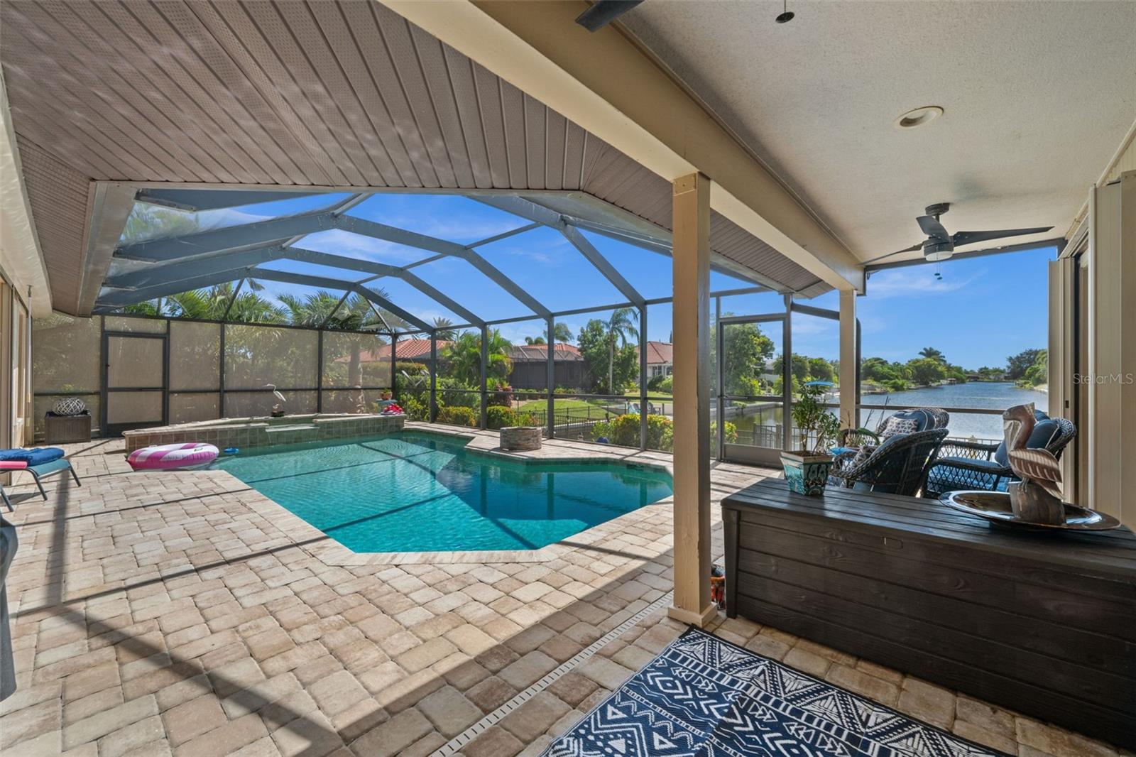 Image 33 of 51 For 1922 5th Street