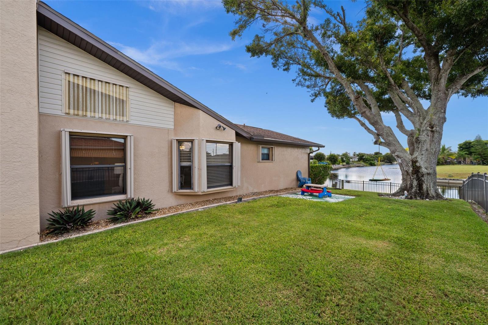 Image 39 of 51 For 1922 5th Street