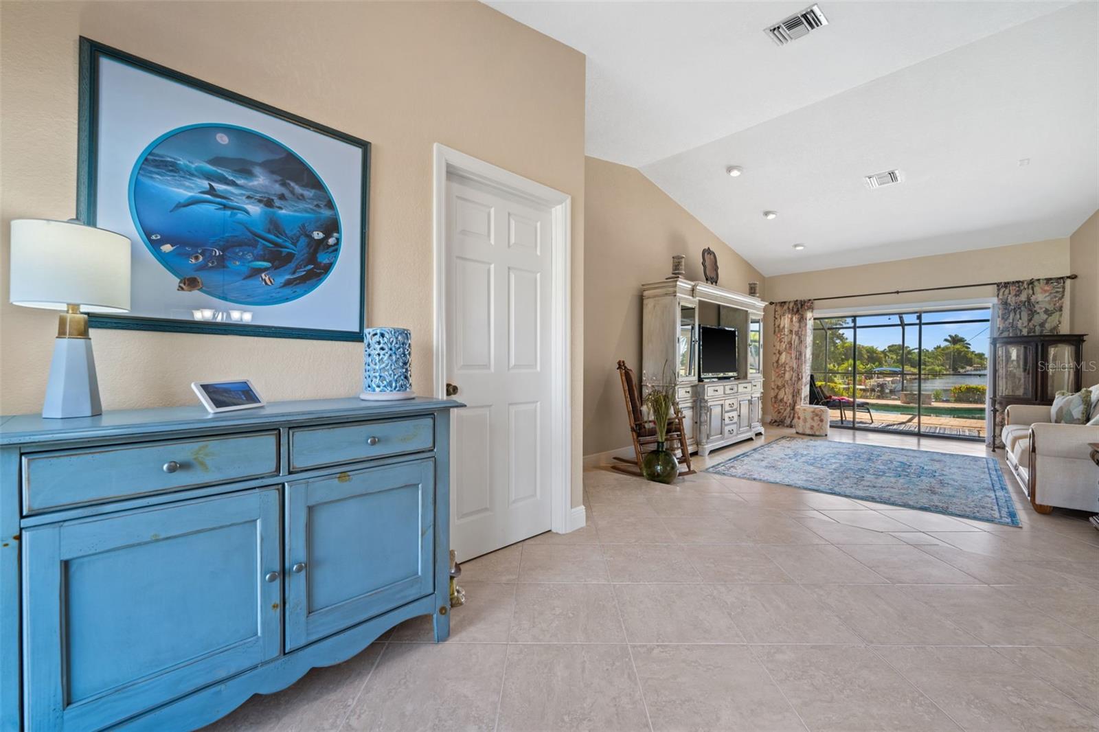 Image 6 of 51 For 1922 5th Street